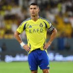 Mengintip siapa saja 10 pemain sepak bola dengan gaji tertinggi 2025, termasuk Cristiano Ronaldo yang meraup hingga Rp4,5 triliun—bonus, kontrak, dan fakta menariknya!