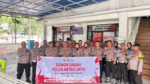 Rayakan Hari Jadi ke-74, Humas Polres Metro Tangerang Kota Tebar Kepedulian Lewat Donor Darah