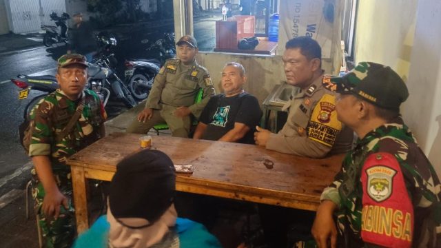 Kodim 0505/Jakarta Timur Gelar Patroli & Siskamling Bersama Komduk : Wujud Sinergi Jaga Kamtibmas di Duren Sawit.