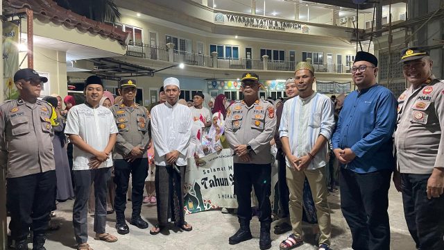 Ratusan Warga Muara Angke Meriahkan Pawai Obor Sambut Tahun Baru Islam 1 Muharram 1448 H