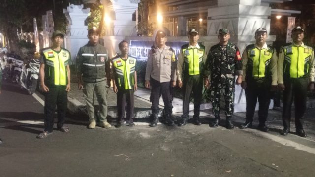 Patroli Komduk Johar Baru Perkuat Sinergitas TNI-Polri dan Warga Jaga Kamtibmas