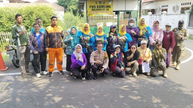 Polsek Cempaka Putih Dukung Gerakan PSN, Ajak Warga Perkuat Pencegahan DBD Melalui 3M Plus