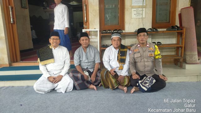 Silaturahmi dengan Tokoh Masyarakat, Polisi Perkuat Sinergi Kamtibmas di RW 02 Galur