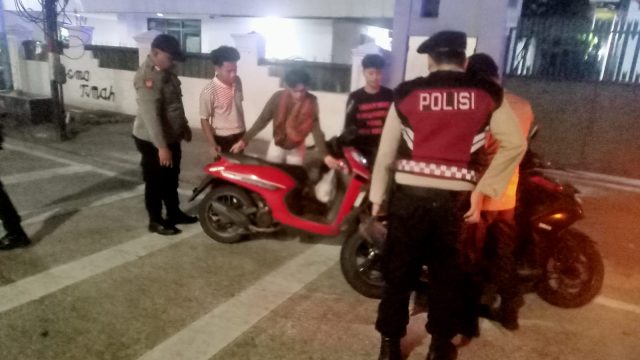 Polsek Cempaka Putih Intensifkan Operasi Cipta Kondisi untuk Menjaga Kamtibmas Tetap Kondusif