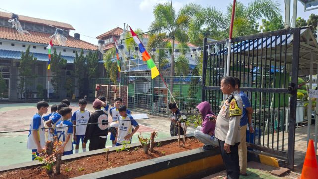 Bhabinkamtibmas Hadir Amankan Turnamen Futsal dan Voli, Cegah Potensi Gangguan Kamtibmas